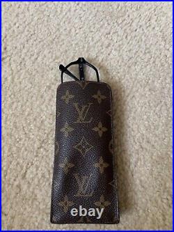 LOUIS VUITTON Eye Glasses Sun Glasses Soft Case Monogram Etui A Lunettes. Mint