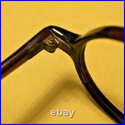 Vintage Black Round Frame Eyeglasses Metal detailed center metal nose pieces