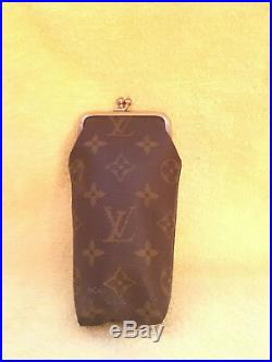 Vtg Louis Vuitton Womans Eyeglass Case That Holds 2 Pairs Of Glasses